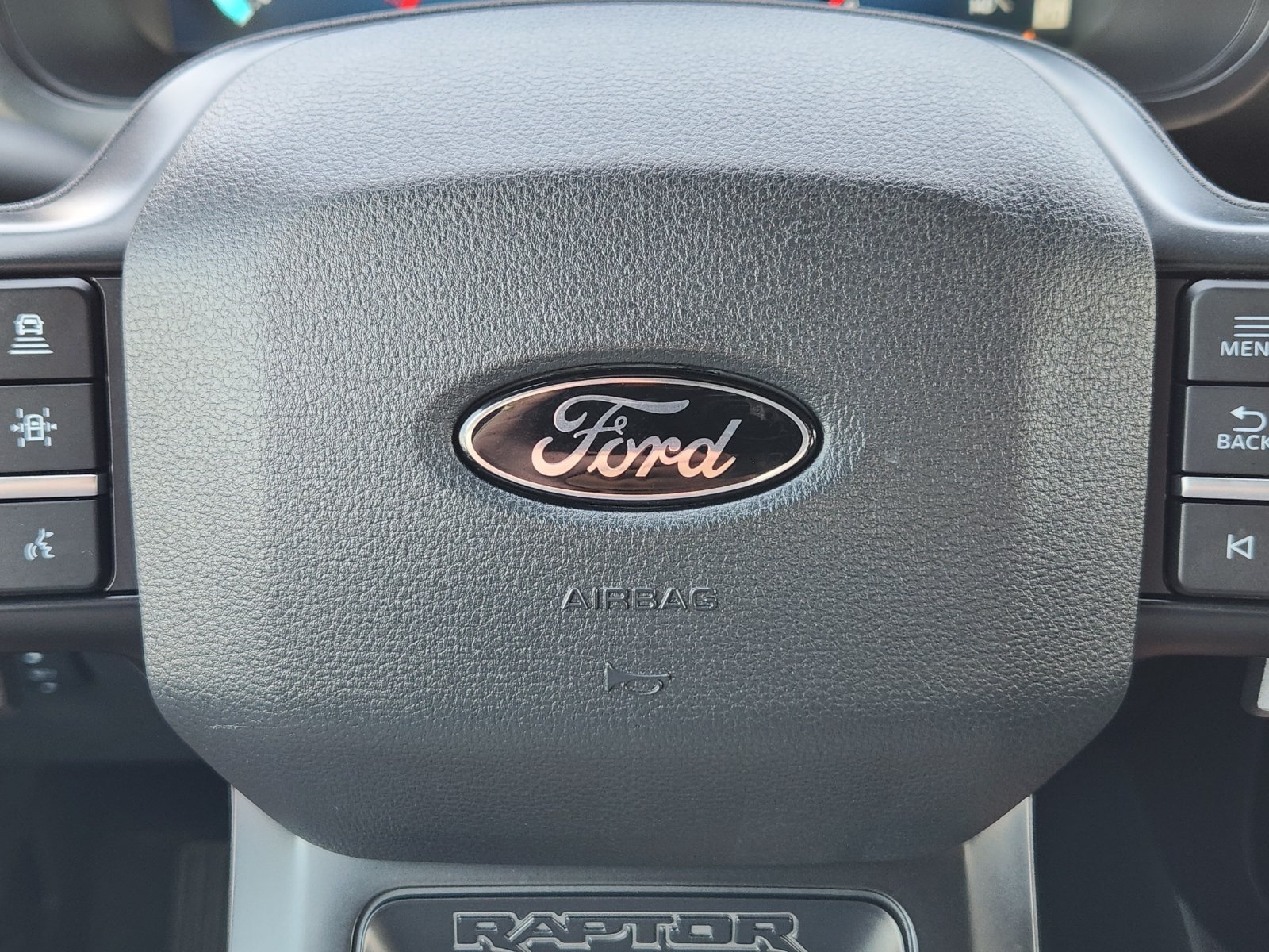 Used 2025 Ford F150 Raptor AWD/4WD image 40