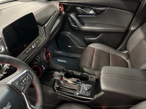 Used 2024 Chevrolet Blazer RS w/ Driver Confidence II Package image 17
