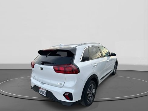 Used 2020 Kia Niro LXS image 5