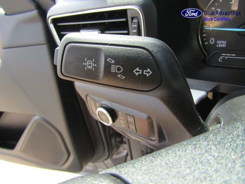 Certified 2024 Ford Explorer XLT w/ Equipment Group 202A AWD/4WD image 35