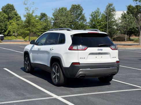 Used 2019 Jeep Cherokee Limited AWD/4WD image 5