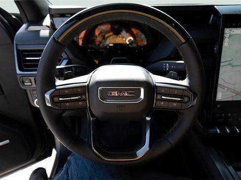 New 2026 GMC Yukon AT4 image 11