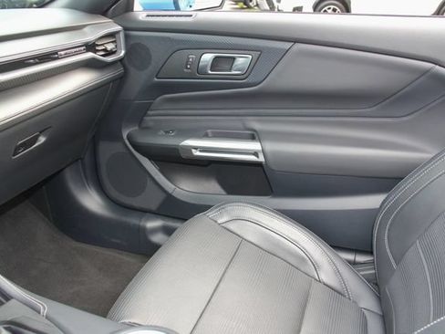 Used 2024 Ford Mustang GT Premium RWD image 31