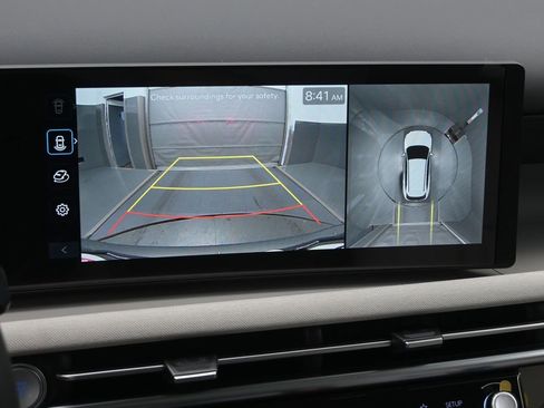 New 2025 Hyundai Tucson Limited image 17