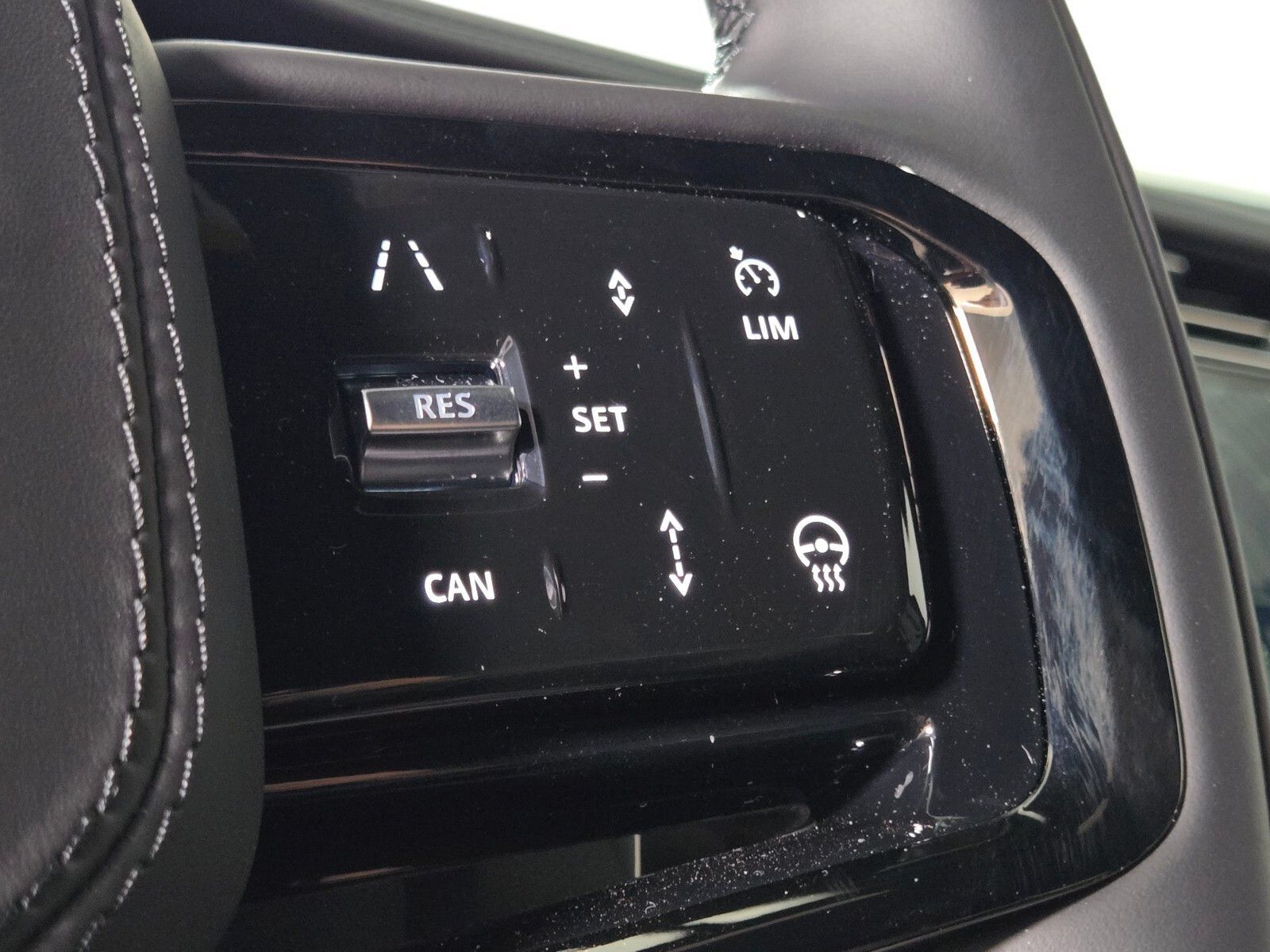New 2026 Land Rover Range Rover Sport Autobiography AWD/4WD image 25