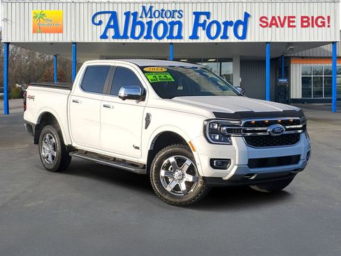 Used 2024 Ford Ranger Lariat w/ Trailer Tow Package image 1