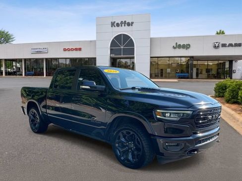 Used 2020 RAM 1500 Limited w/ Black Appearance Package AWD/4WD image 3