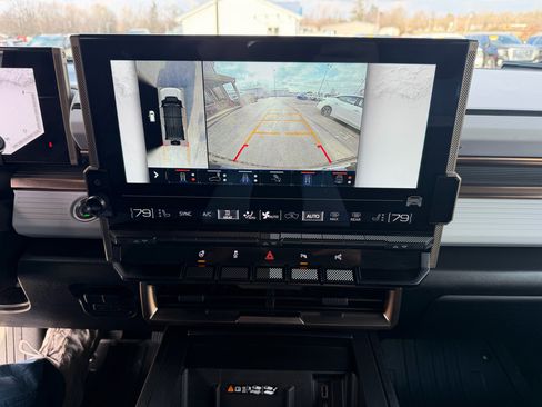 Used 2025 GMC Hummer EV 2X w/ LPO, Cargo Utility Package image 33