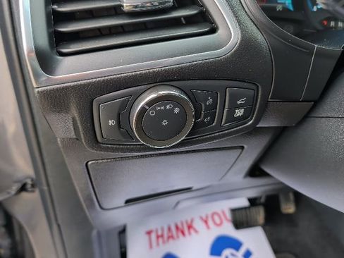 Certified 2022 Ford Edge Titanium image 17