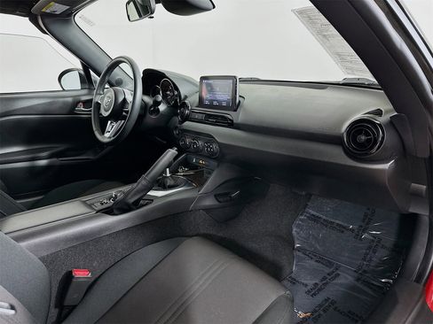 Certified 2023 MAZDA MX-5 Miata Sport w/ Appearance Package image 25