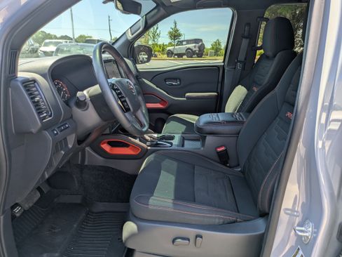 Used 2023 Nissan Frontier Pro-X w/ Technology Package RWD image 27