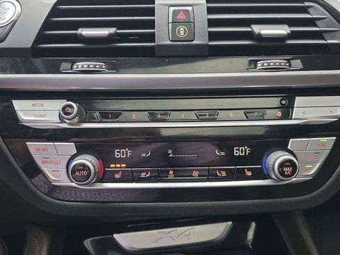 Used 2021 BMW X4 xDrive30i AWD/4WD image 21