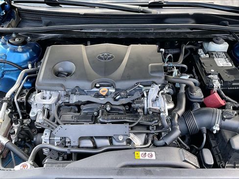 Used 2020 Toyota Camry SE w/ Carpet Mat Package FWD image 31