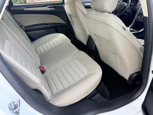 Used 2018 Ford Fusion S FWD image 32