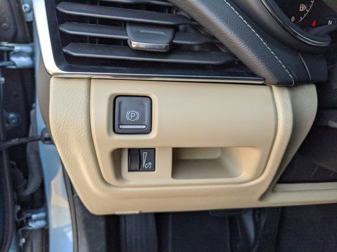 Used 2023 Cadillac CT5 Luxury image 30