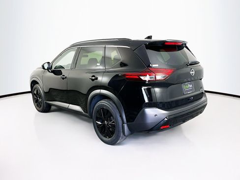 Used 2023 Nissan Rogue SV w/ SV Premium B Package image 5