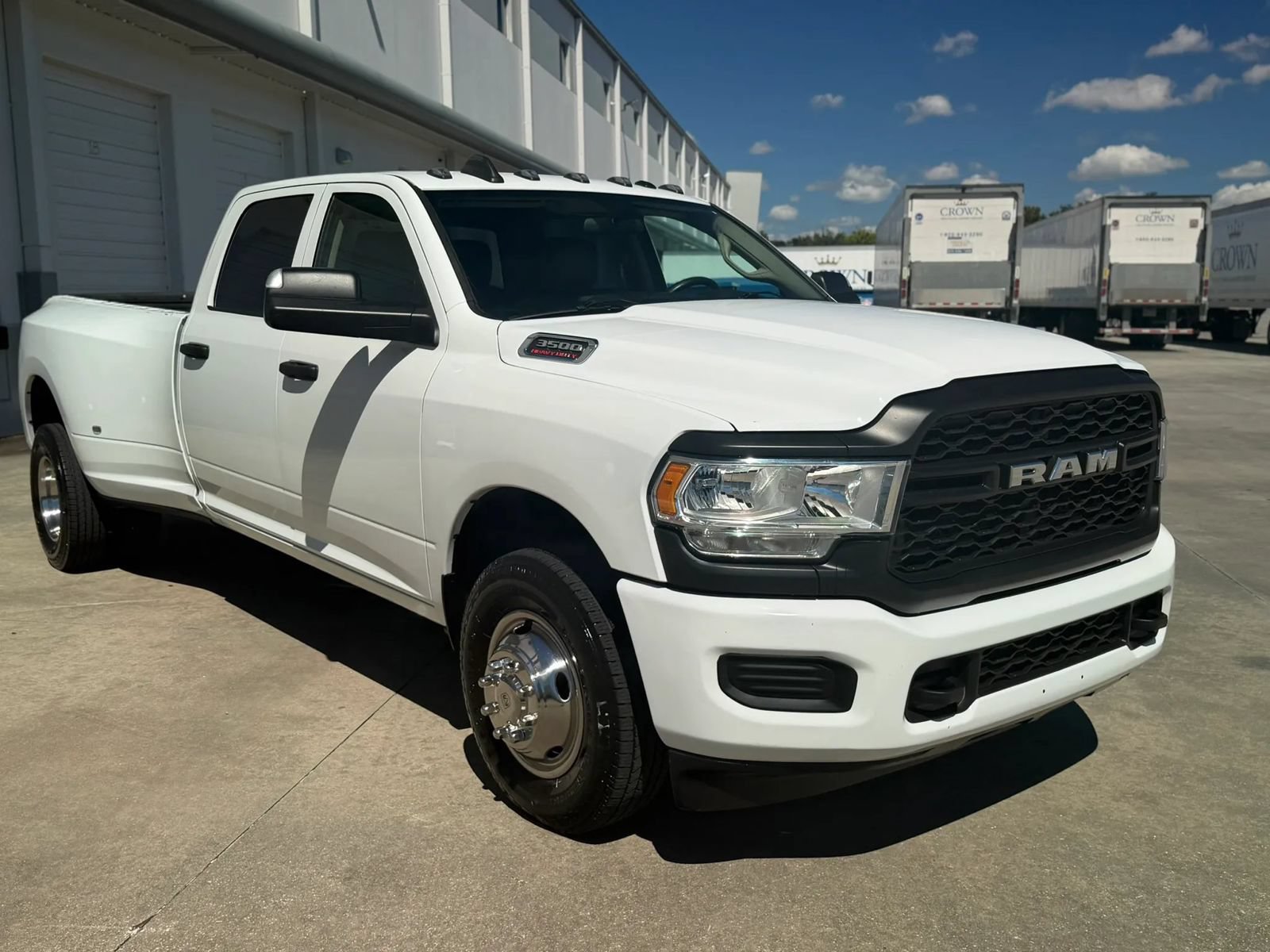 Used 2020 RAM 3500 Tradesman RWD image 4