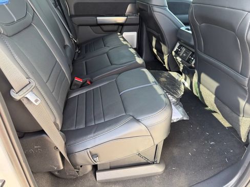 New 2026 Ford F250 Platinum AWD/4WD image 17
