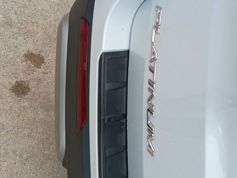 Used 2025 Ford Explorer Platinum w/ LUX Leather Package image 12