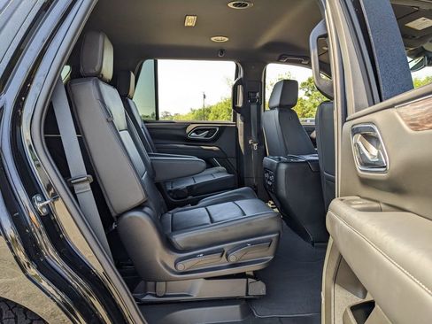 Used 2024 Chevrolet Tahoe Z71 w/ Luxury Package AWD/4WD image 55