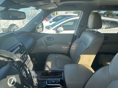 Used 2023 Nissan Armada SL image 10