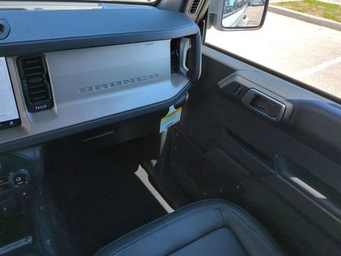 New 2026 Ford Bronco Outer Banks image 17