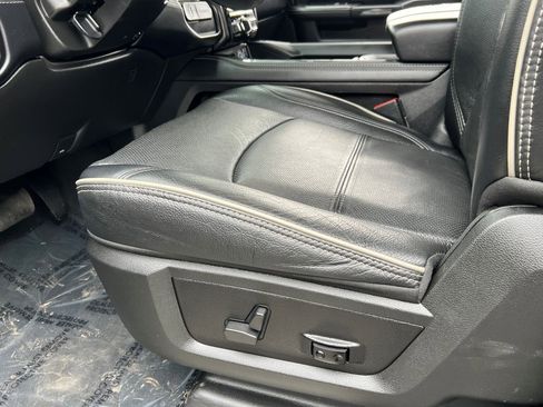 Used 2023 RAM 2500 Limited image 26