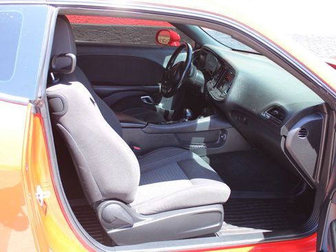 Used 2019 Dodge Challenger SXT w/ Blacktop Package RWD image 11