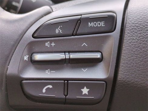 Certified 2023 Hyundai Kona SEL w/ Convenience Package image 31