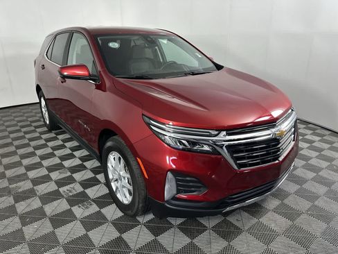 Used 2024 Chevrolet Equinox LT FWD image 10