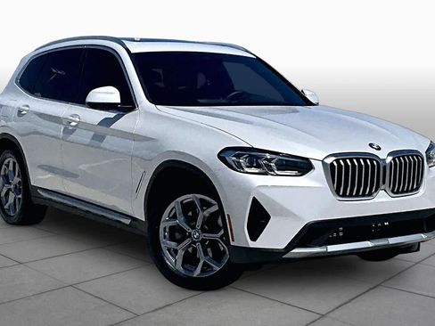 Used 2024 BMW X3 sDrive30i w/ Convenience Package RWD image 2