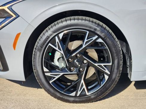 Used 2025 Kia K5 GT-Line w/ GT-Line Premium Package image 10