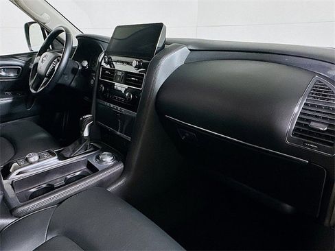 Used 2024 Nissan Armada SV image 27