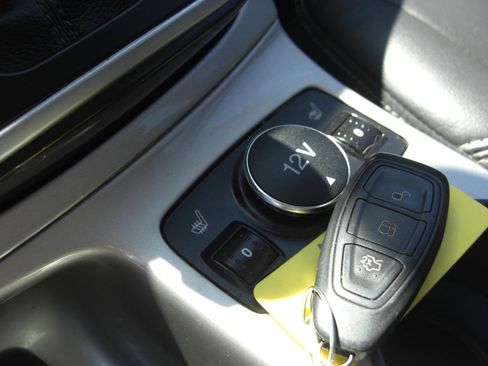 Used 2015 Ford C-MAX SEL image 8