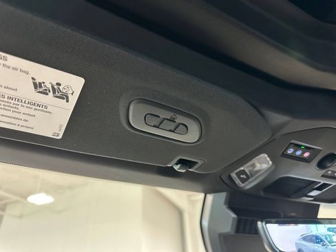 Used 2026 GMC Hummer EV SUV AWD/4WD image 37