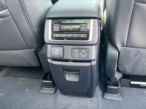 New 2025 Subaru Ascent Bronze Edition w/ Popular Package #2 image 25