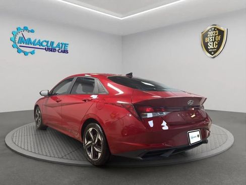 Used 2023 Hyundai Elantra SEL w/ Convenience Package FWD image 3