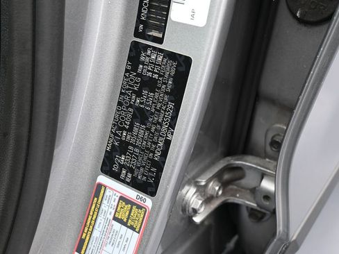 Used 2022 Kia Niro LXS image 17