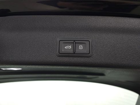 Used 2021 Audi A6 3.0T allroad Premium Plus w/ Executive Package image 9