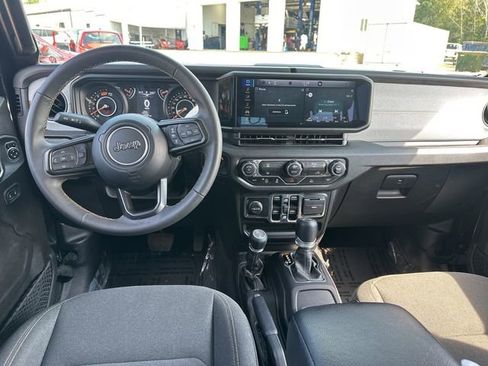 Used 2024 Jeep Wrangler Sport S image 25