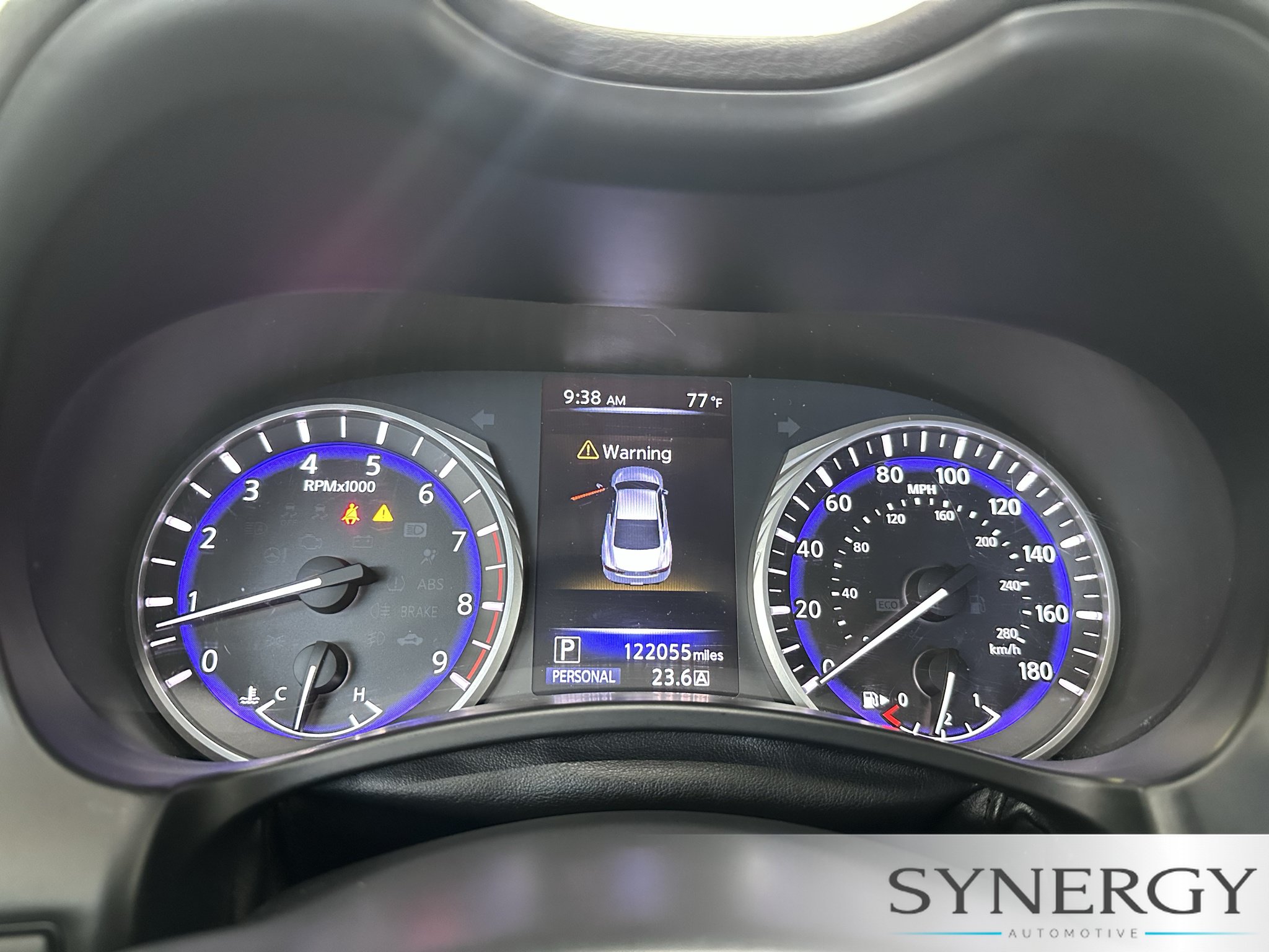 Used 2018 INFINITI Q60 3.0t Luxe RWD image 19