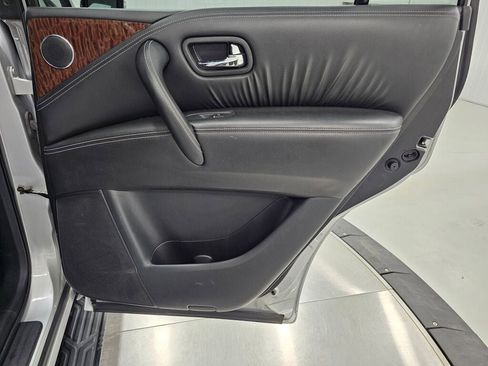 Used 2020 Nissan Armada SL w/ Premium Package image 40