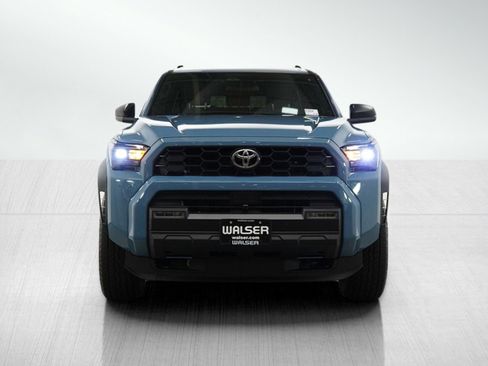 Used 2025 Toyota 4Runner TRD Off-Road image 8