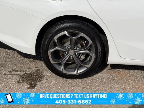 Used 2021 Chevrolet Malibu LT image 13