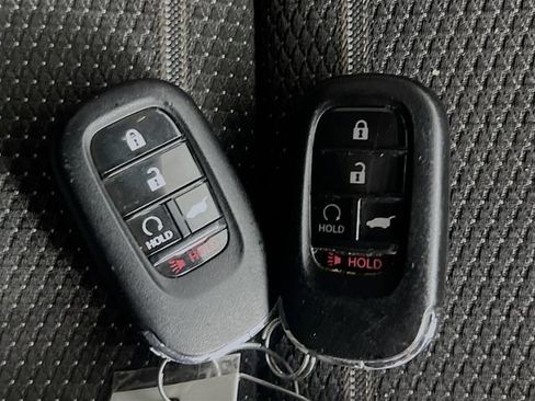 Used 2023 Honda CR-V Sport image 32