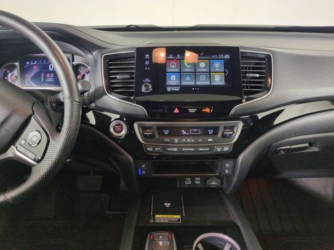 Certified 2024 Honda Passport Black Edition image 21