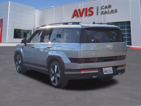 Used 2025 Hyundai Santa Fe Limited image 9