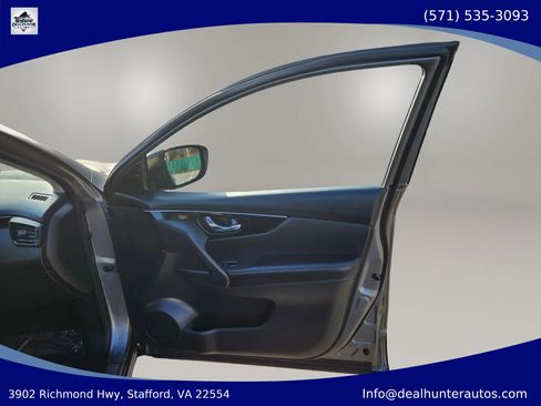 Used 2018 Nissan Rogue Sport SL w/ SL Premium Package AWD/4WD image 17