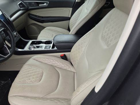 Used 2024 Ford Edge Titanium w/ Titanium Elite Package image 13