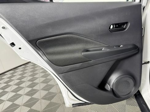 Used 2021 Nissan Kicks S FWD image 38